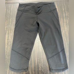 Black Lululemon crops